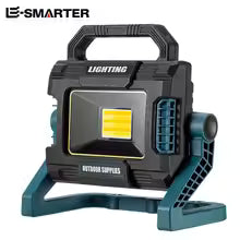 اجعل كشتتك لا تُنسى – إضاءة احترافية تغيّر تجربة التخييم في الصحراء!